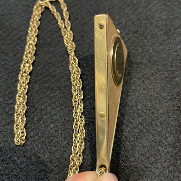 Mid-Century RARE Belforte Triangular Watch Pendant - Picture 6 of 8